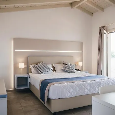 Piccolo Hotel (Adults Only) 4*