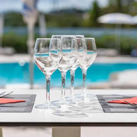 Piccolo - Adults Only Otel 4*